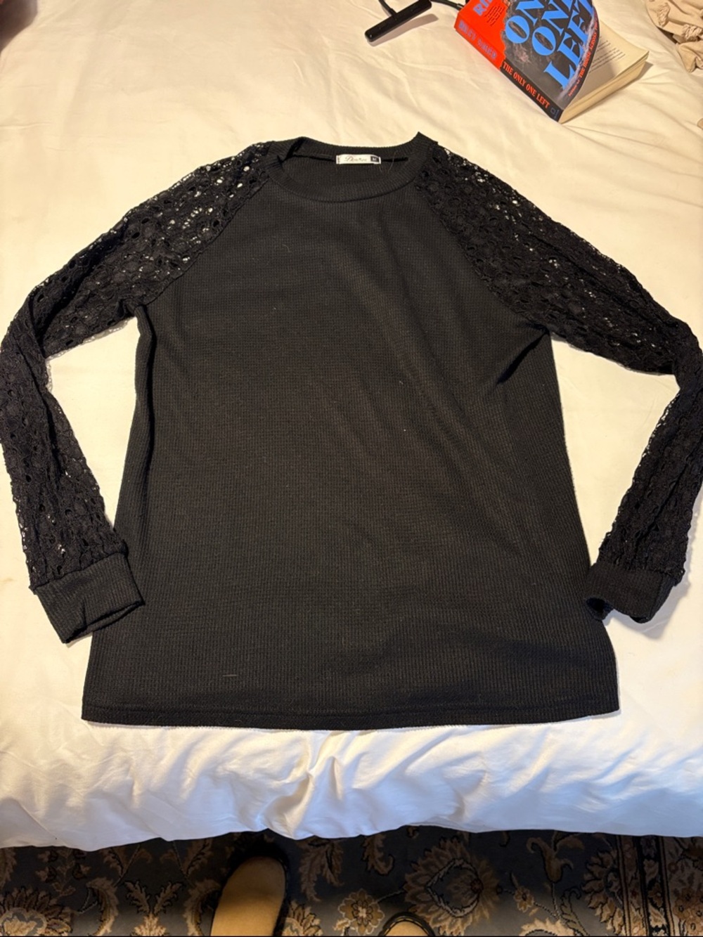 Women’s Black Long Sleeve Lace-Sleeve Tee